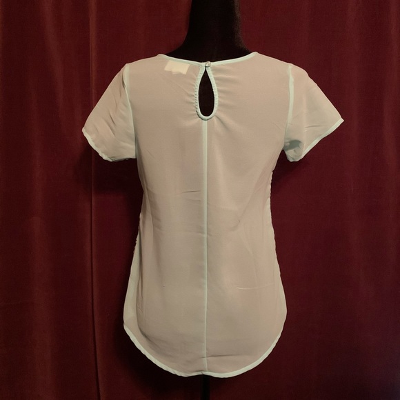 Blouse - Picture 2 of 3